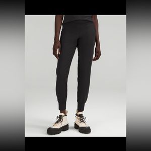 Lululemon Align High Rise Jogger size 8